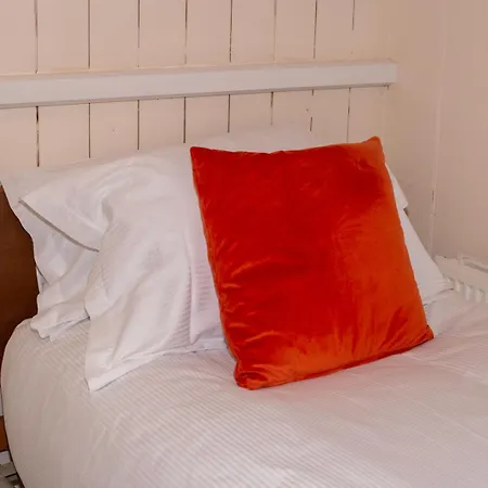 Half Moon House - Timeless Charm With Sea Views * Скарборо