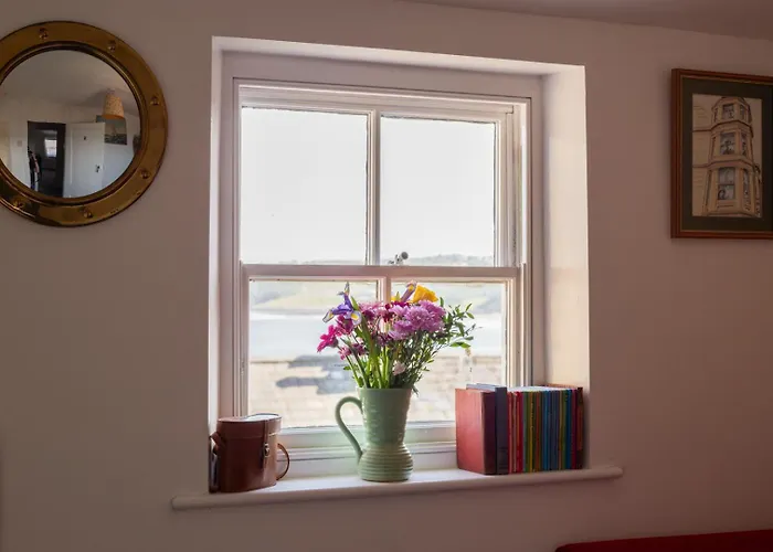 Nyaraló Half Moon House - Timeless Charm With Sea Views Scarborough