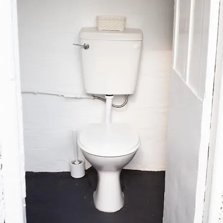 Σπίτι διακοπών Half Moon House - Timeless Charm With Sea Views *